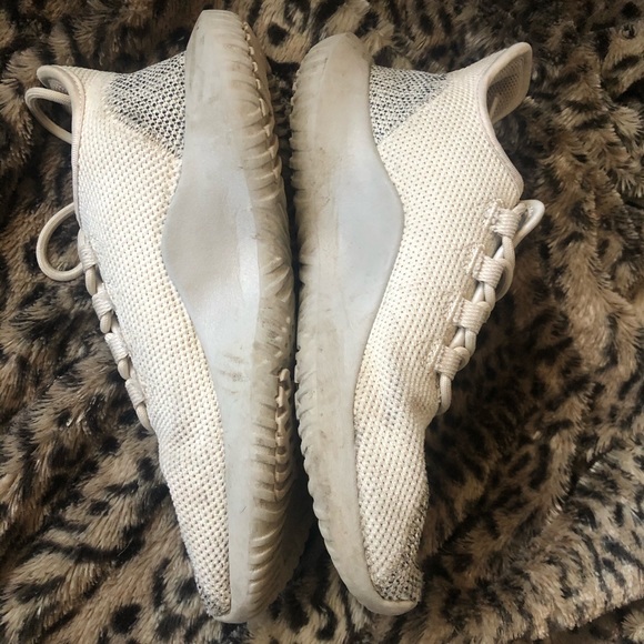 Sneakers - Picture 1 of 2